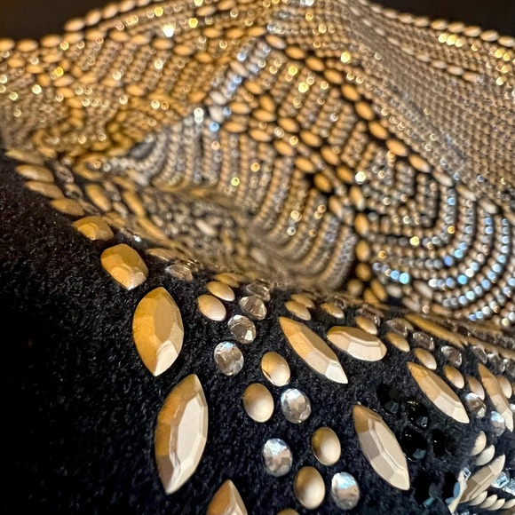 Black Horse Textured Throw Pillow Cover - Picture 5 of 6